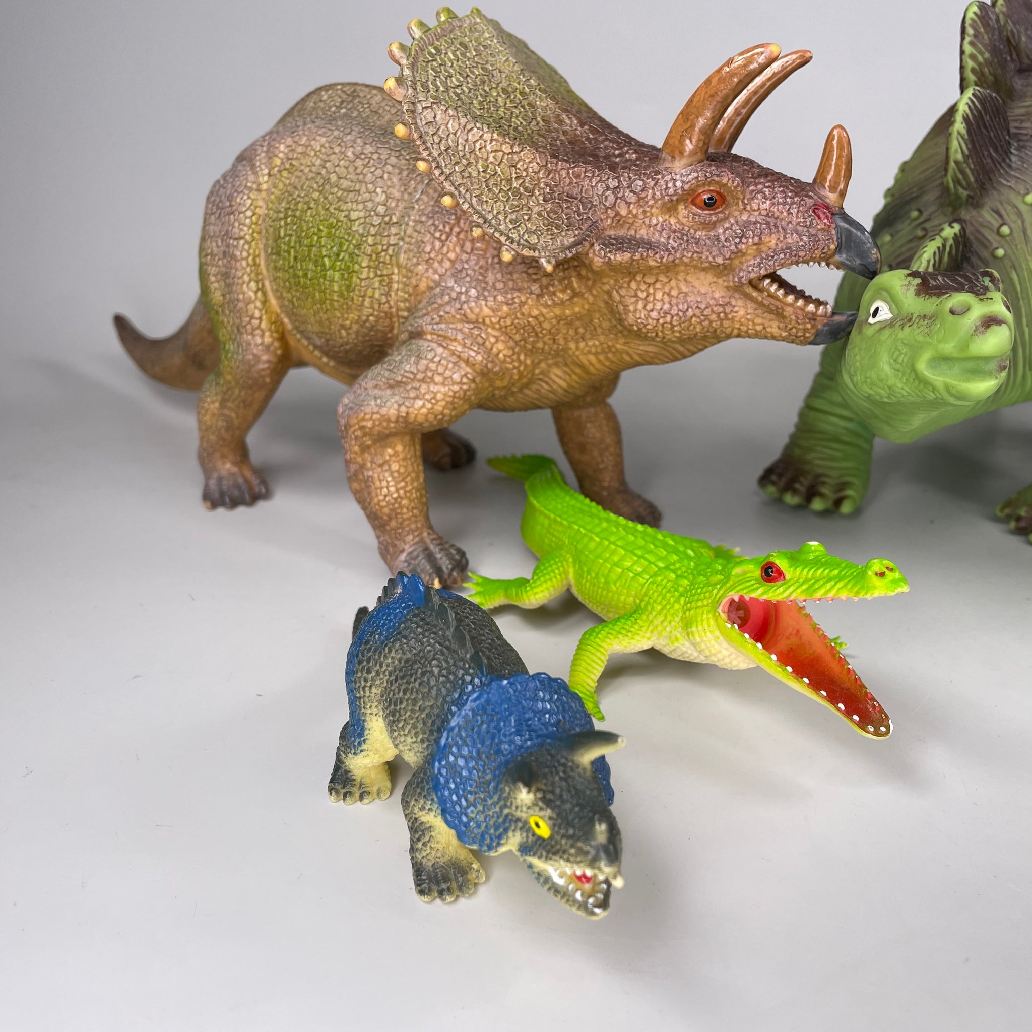 Große  Dinosaurier Set, Sammlung, 5 Dinosaurier, 1 Krokodil, Konvolut