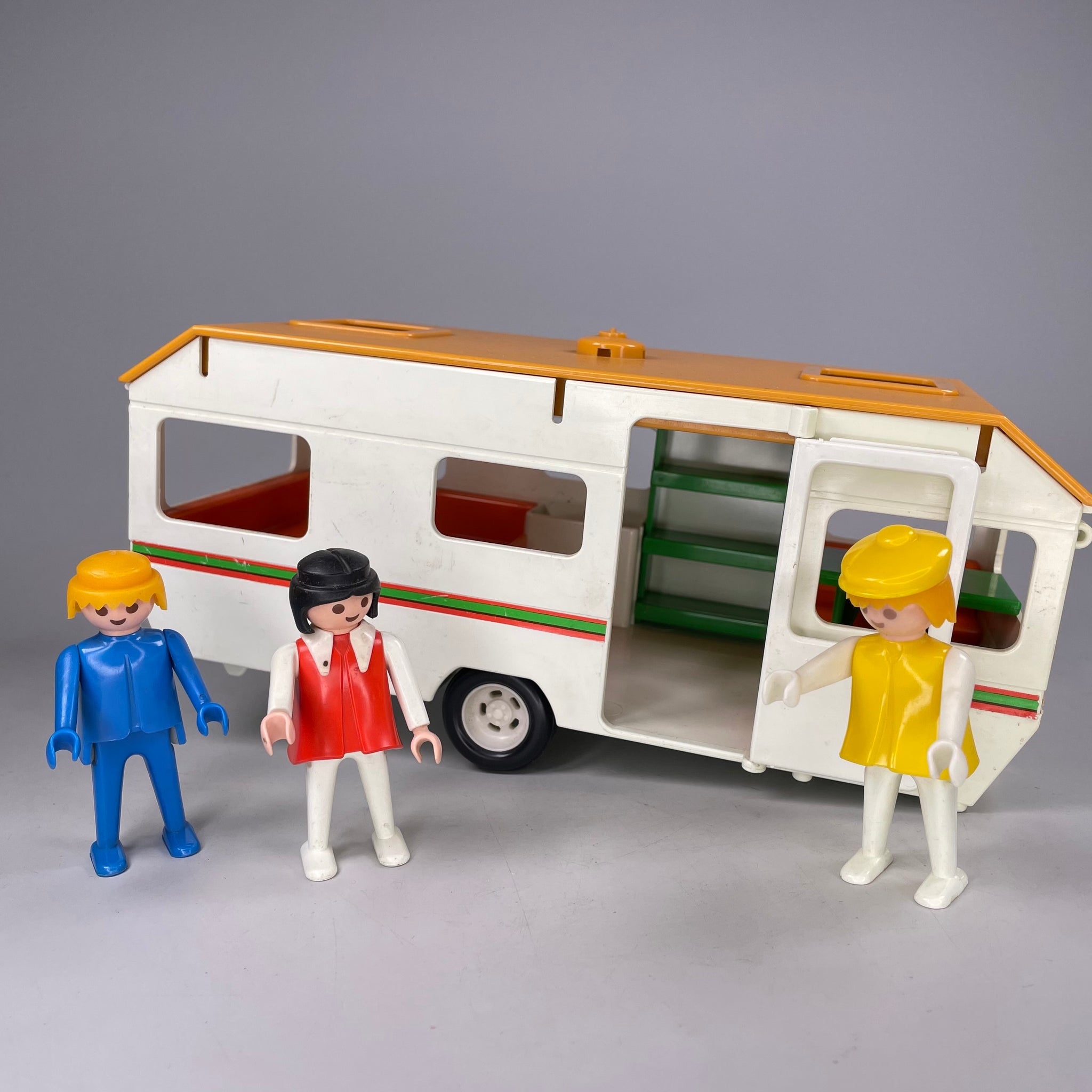 Playmobil Vintage Playmobil Wohnwagen von 1977, inkl. 3 Figuren von 1974